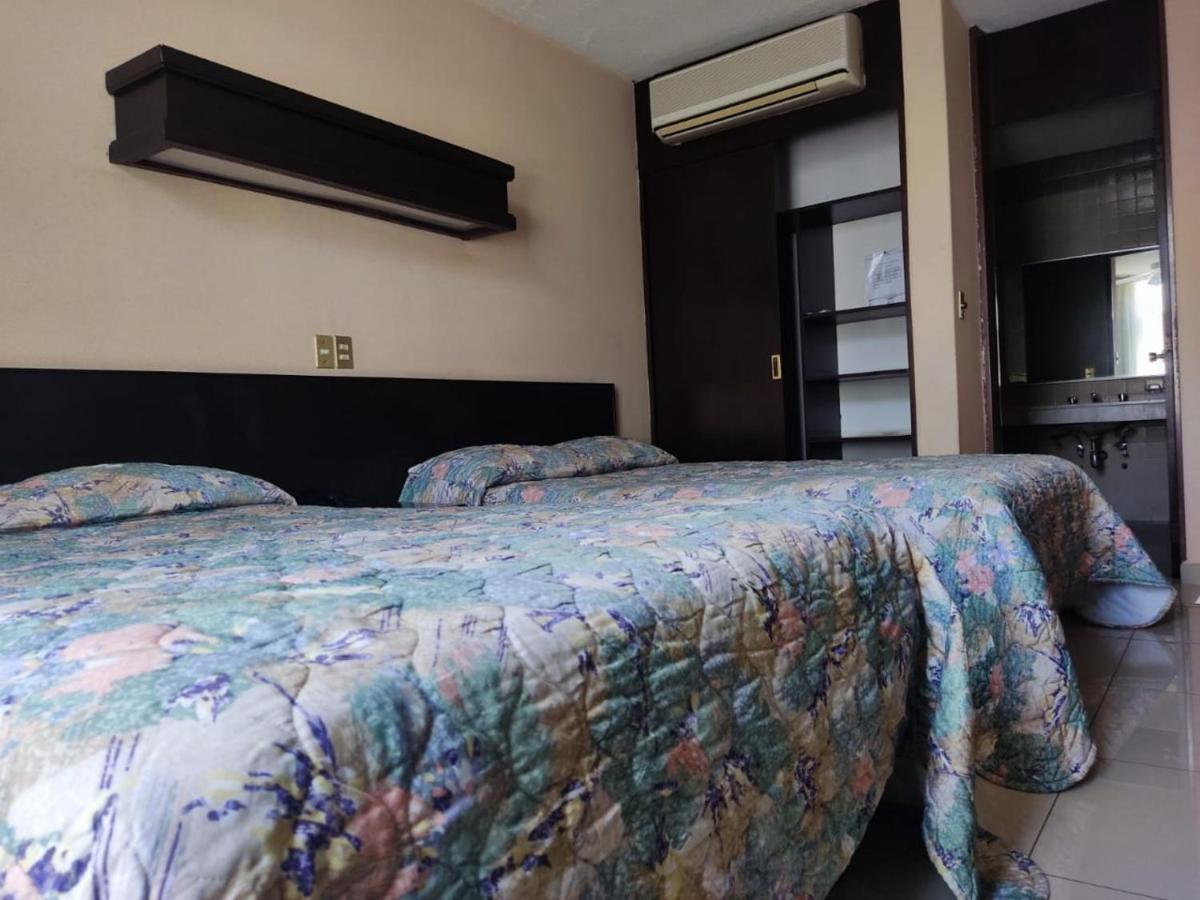 Hotel Mary Celaya 塞拉亚 外观 照片